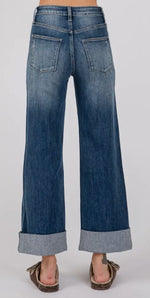 Load image into Gallery viewer, MD High Rise Loose-Straight
W/Double Cuffed Hem Jeans
