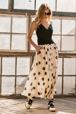 Load image into Gallery viewer, Polka Dot Pleated Midi Skirt
