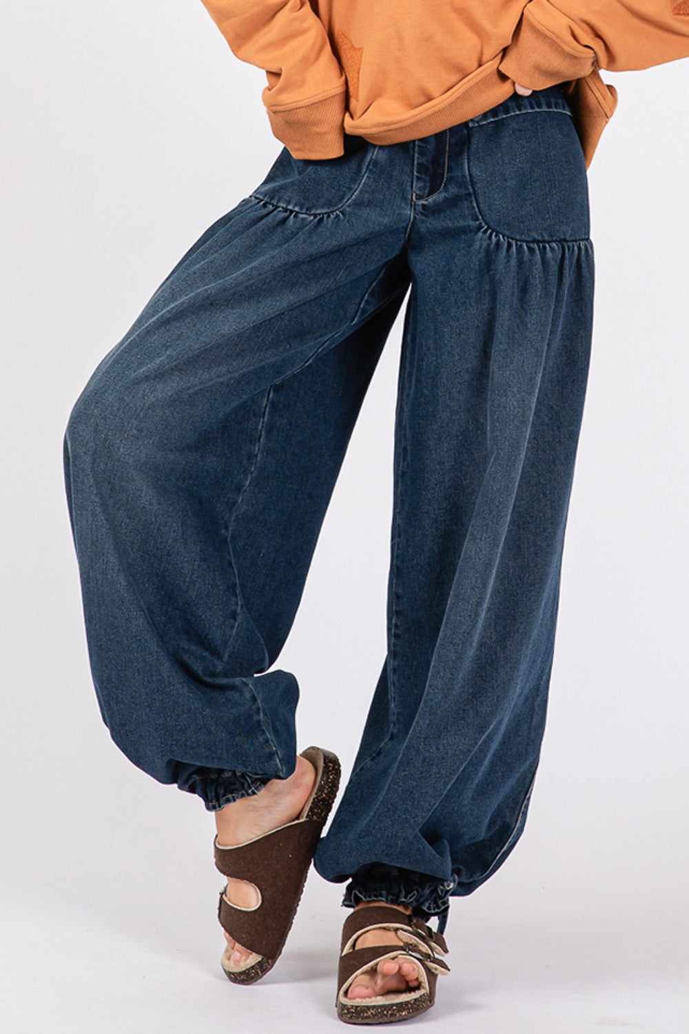 Mid Rise Balloon Denim Jeans With Pockets