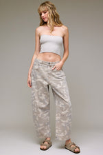 Load image into Gallery viewer, Hidden Tan Camo Cropped Barrel
