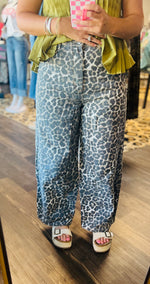 Load image into Gallery viewer, Leopard Print Barrel Pants
