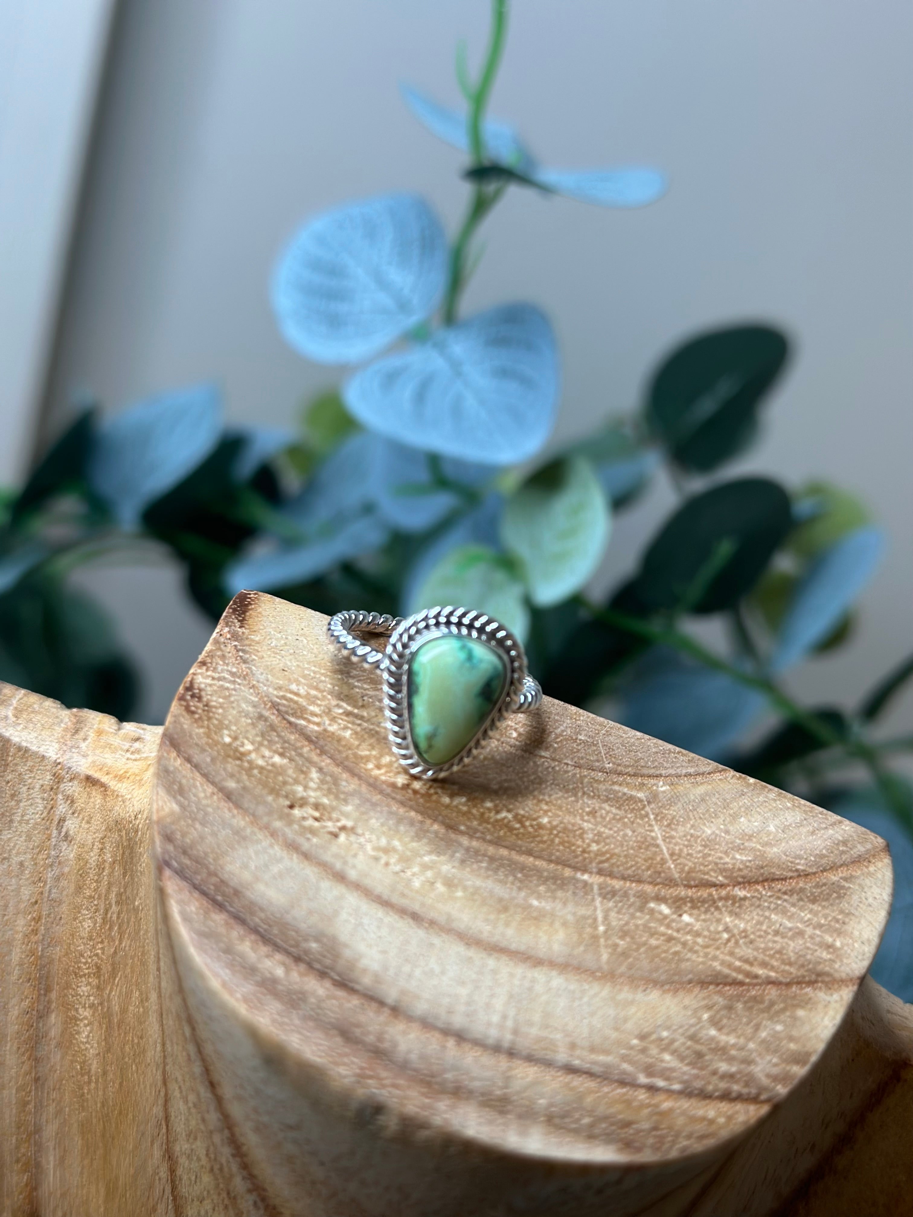 Sterling Silver Rope Ring W/Stone