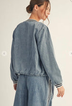 Load image into Gallery viewer, Jodifl Light Weight Jacket
