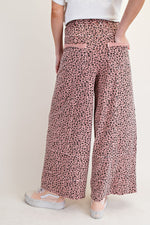 Load image into Gallery viewer, Easel Leopard Antique Rose Mineral Wash Pants
