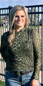 Load image into Gallery viewer, STERLING KREEK SIDELINE SPIRIT OLIVE GREEN MESH TOP
