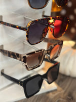 Load image into Gallery viewer, Dax Fall Sunglasses
