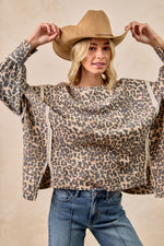 Load image into Gallery viewer, Leopard Print Oversized Waffle Thermal Top
