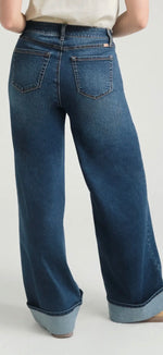 Load image into Gallery viewer, 1822 Denim ~ Oaklee Wash Slim Wide Jean w/ Cuff in Oaklee
