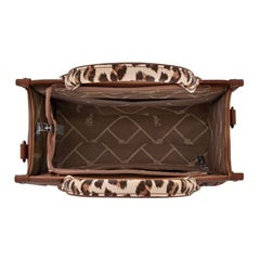 Wrangler Conceal & Carry Tote Crossbody