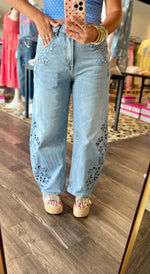 Load image into Gallery viewer, High Rise Embroidered Barrel Jeans
