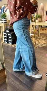 Load image into Gallery viewer, Cello High Rise Wide Leg Curved Side Seem Denim
