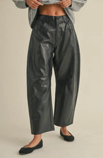 Load image into Gallery viewer, Pleather Barrel Pants
