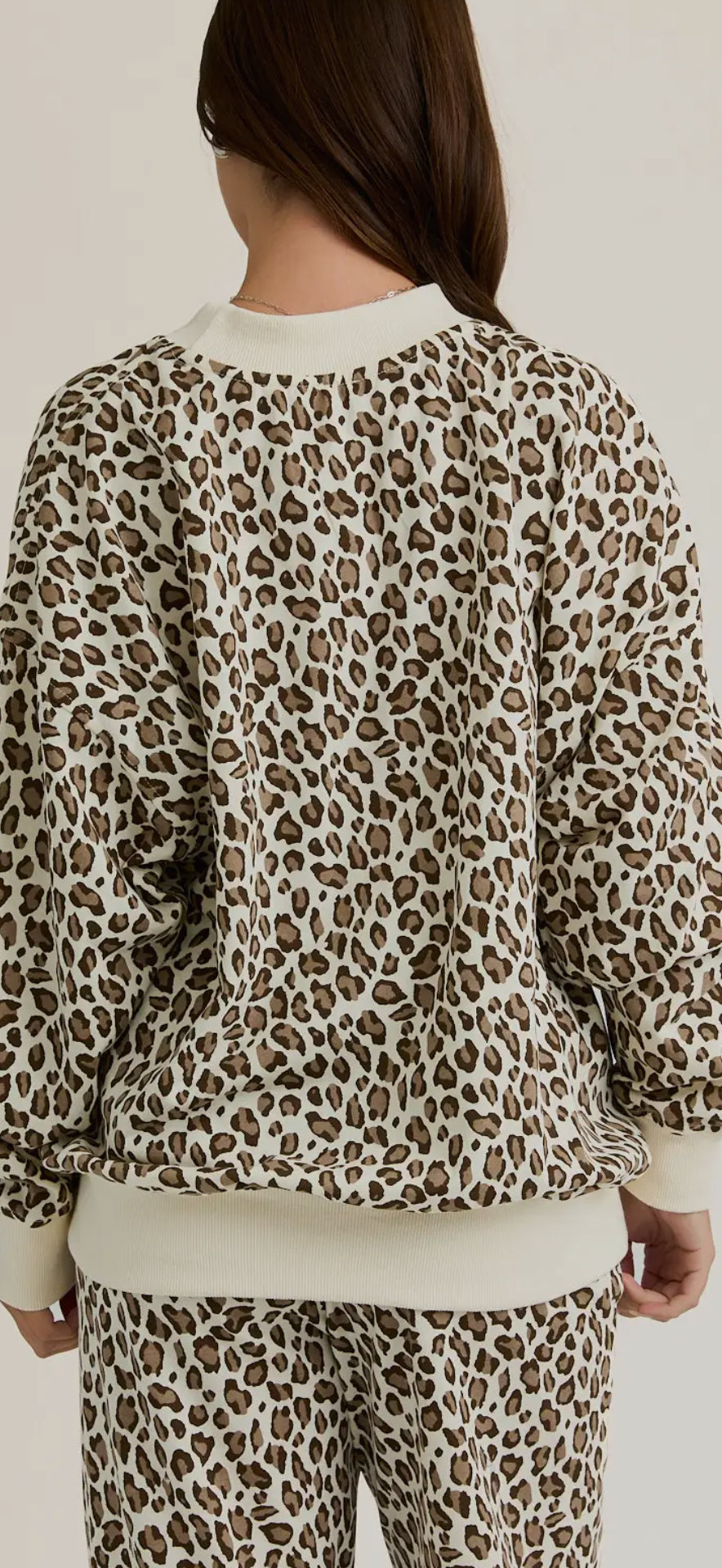 LE LIS • Long Sleeve Leopard Print Sweatshirt & Sweatpant Set