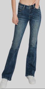 Load image into Gallery viewer, Petra Non-Distressed Mid-Rise Bootcut Jean
