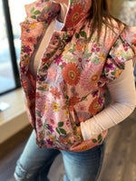 Load image into Gallery viewer, FLUTTER SLEEVE FLORAL PUFF VEST
