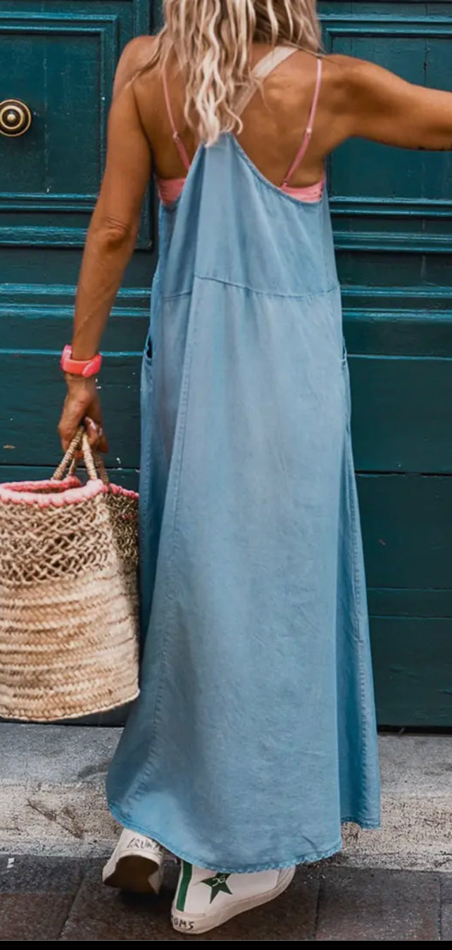 Contrast Straps Pocketed Chambray Dress