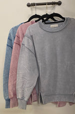 Load image into Gallery viewer, Zenana Acid Washed Exposed Hem Fleece Sweatshirt
