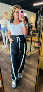 Load image into Gallery viewer, Barrel Style Windbreaker Pants
