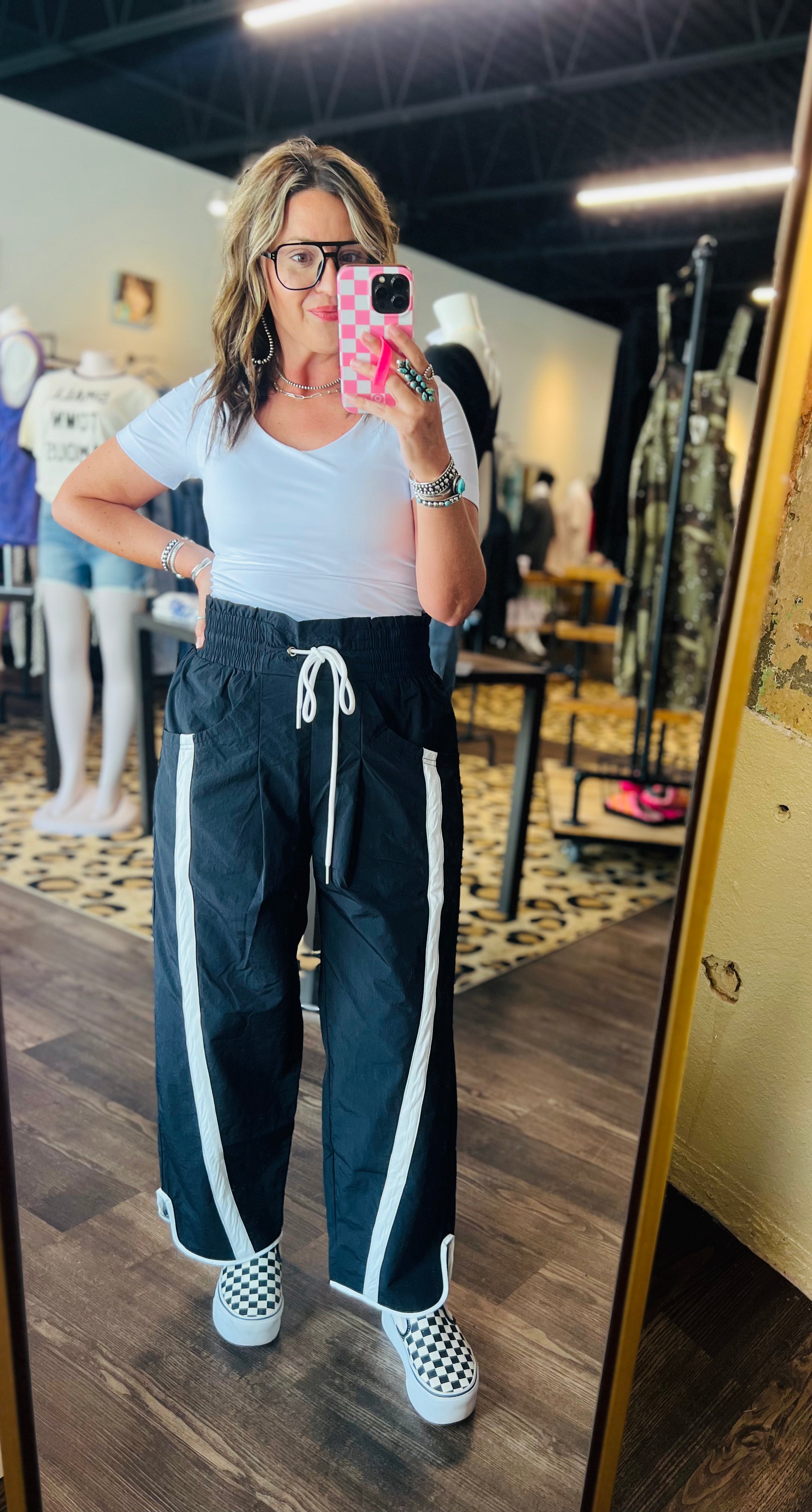 Barrel Style Windbreaker Pants