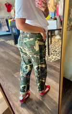 Load image into Gallery viewer, Risen Camo Barrel Pants
