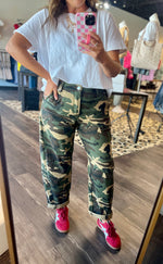 Load image into Gallery viewer, Risen Camo Barrel Pants
