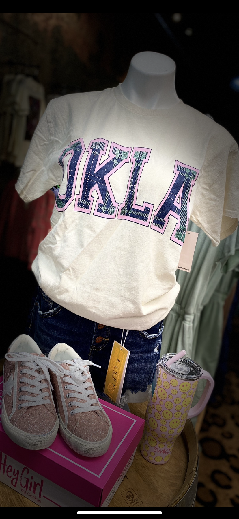OKLA Plaid Arch w/ Pink Outline Off White Vintage Tee