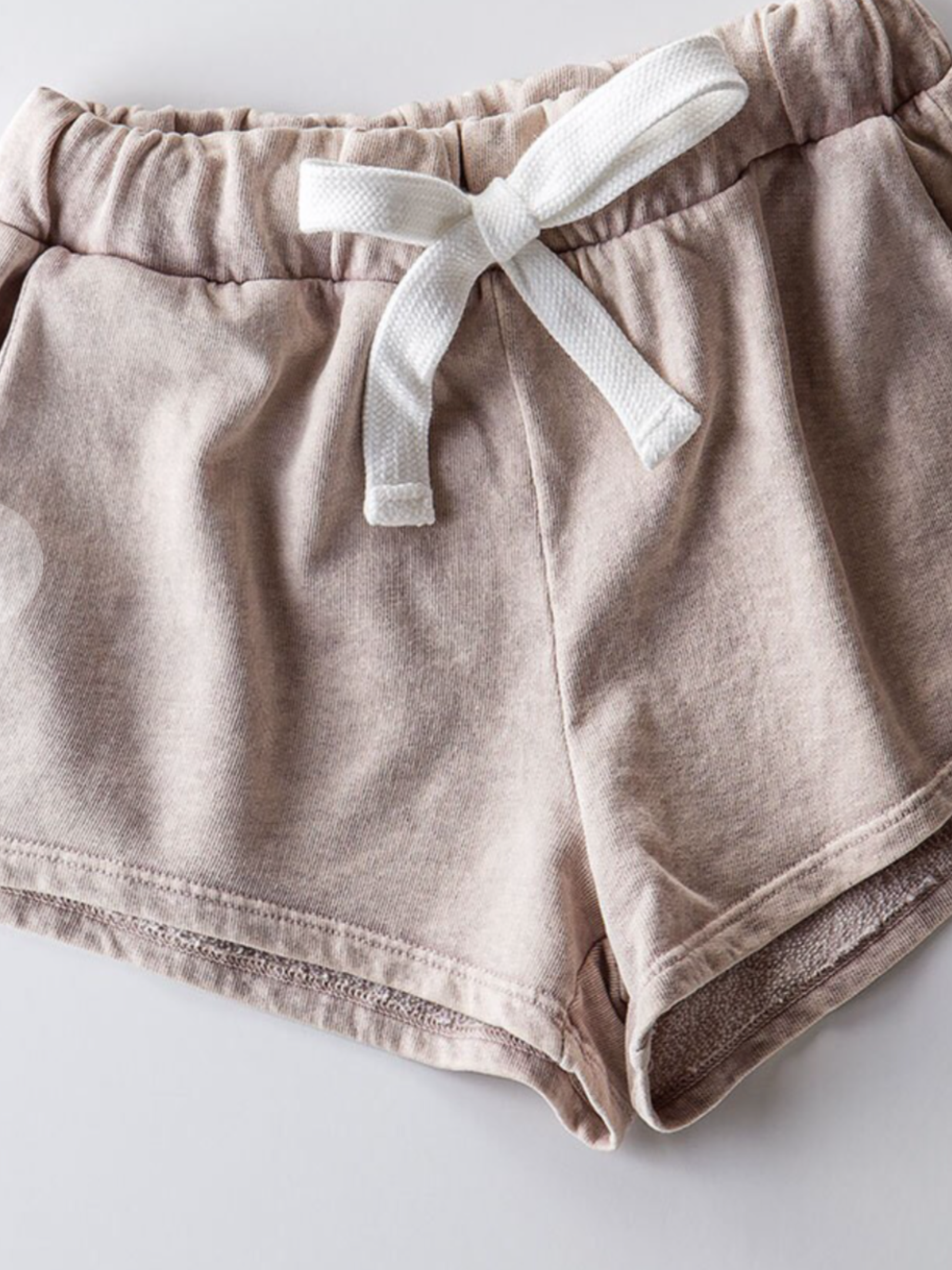 Trend Notes French Terry Taupe Shorts