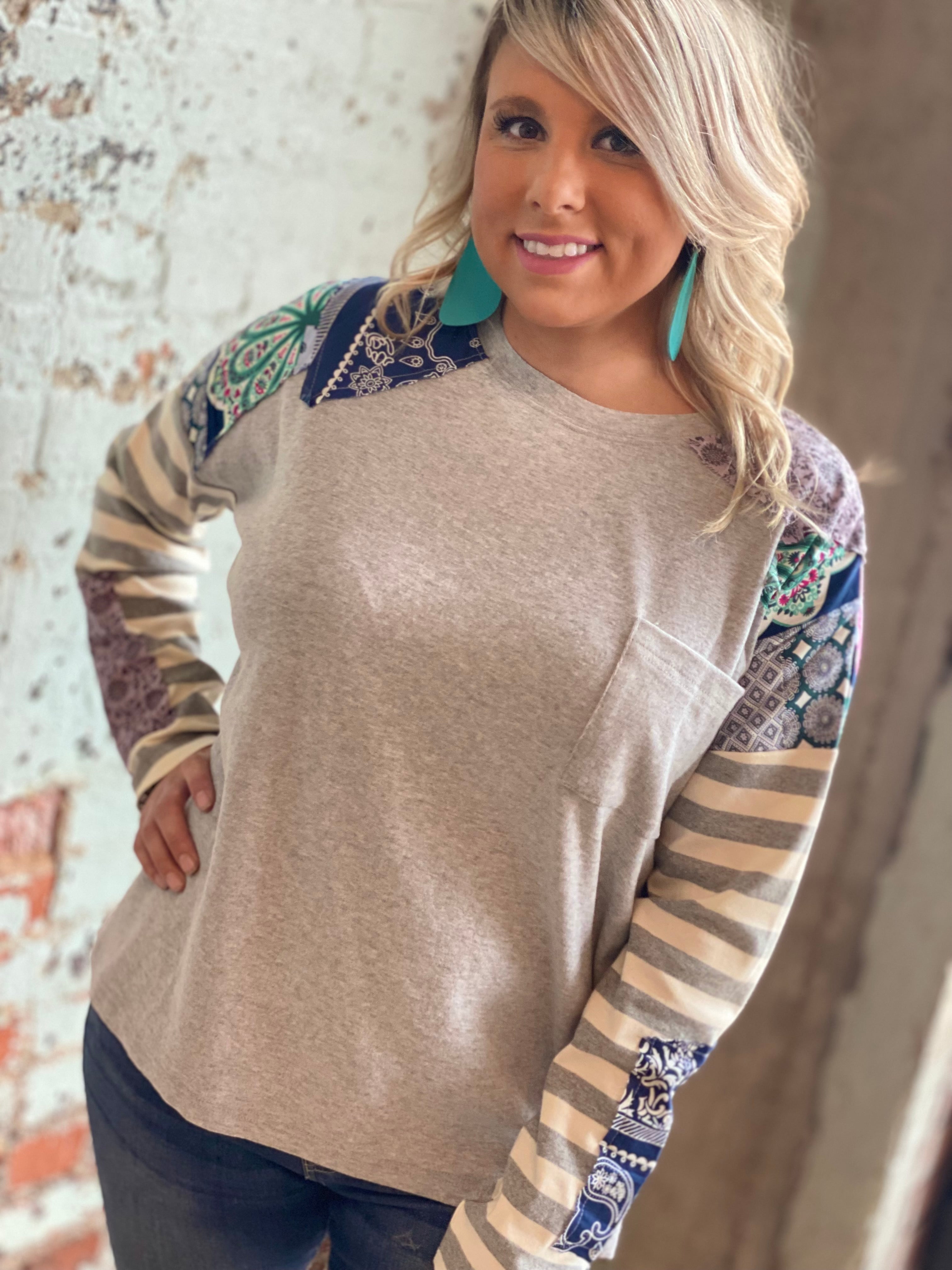 Easel Heather Grey Mix Pattern Long Sleeve Knit Tunic Top